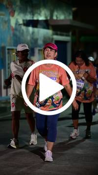 BIB:  <button type="button" onclick="openModal(28214737)" class="btn btn-primary btn-sm float-right" data-toggle="modal" data-target=".modal-high-quality">
                <i class="fa fa-download"></i> Download
                </button>